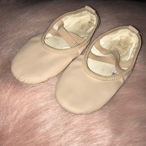 Ballet Shoes ❤️5 for $25❤️